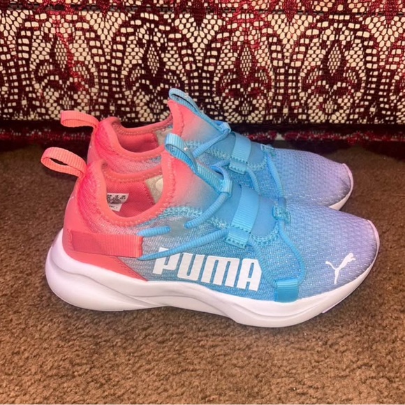 Puma - Picture 2 of 5